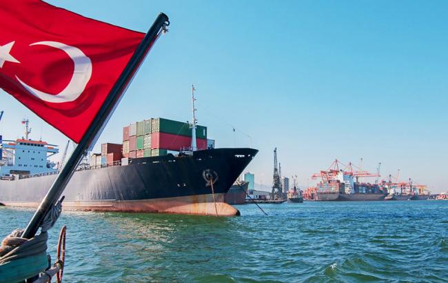 Турция запретила своим суднам посещать оккупированный Крым