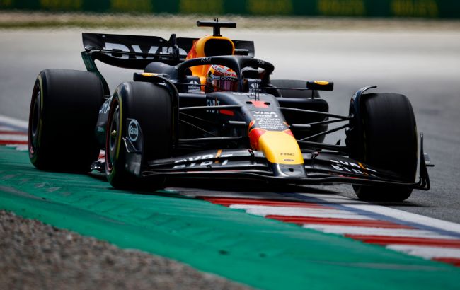 Ферстаппен выиграл Гран-при Испании со второй позиции на старте