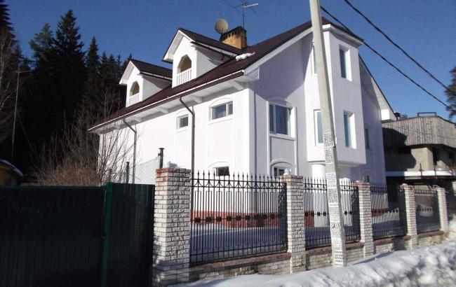 Безкоштовні оголошення в Києві: продаж квартир та будинків-дач