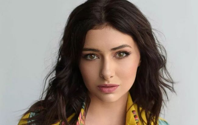 Катерина Тишкевич вперше сіла після 10 днів у реанімації: фото з лікарні