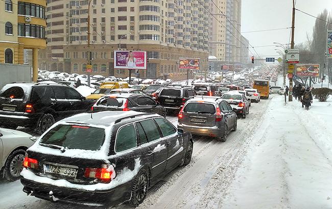 Затори у Києві досягли 6 балів