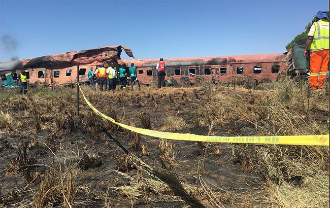В ЮАР увеличилось количество жертв столкновения поезда с грузовиком