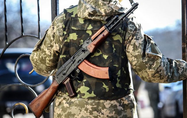 Вел съемку с дрона: возле Института ядерных исследований задержали мужчину