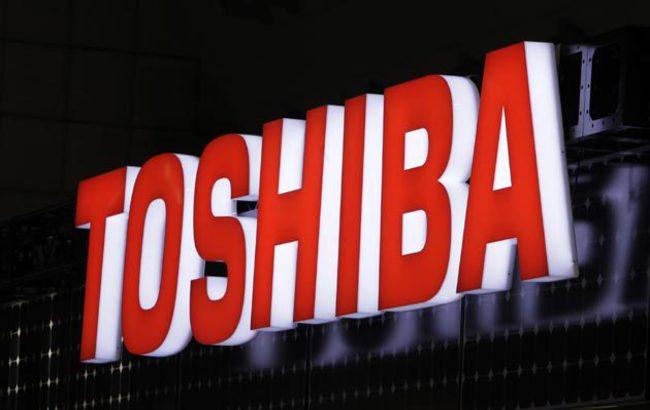 Toshiba рассчитывает получить 8,8 млрд долларов от продажи бизнеса по производству микрочипов