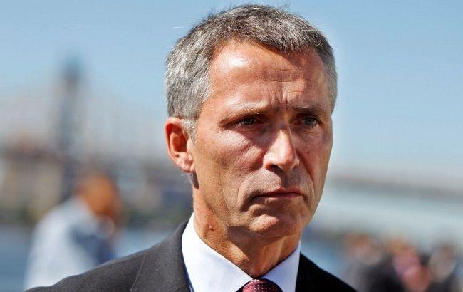 Столтенберг призвал Россию вывести свои войска с востока Украины