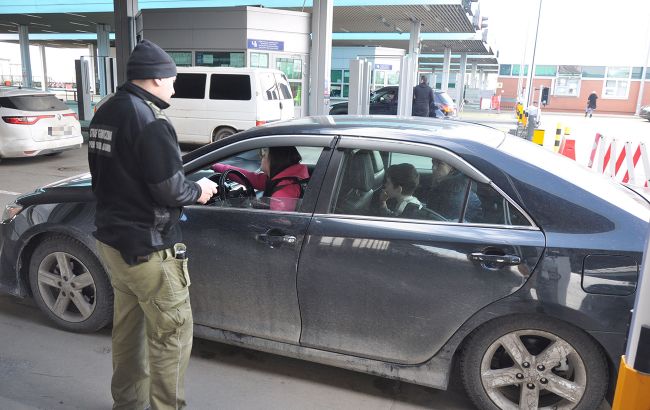 Украинские дети смогут пересекать границу с цифровым документом Diia.pl