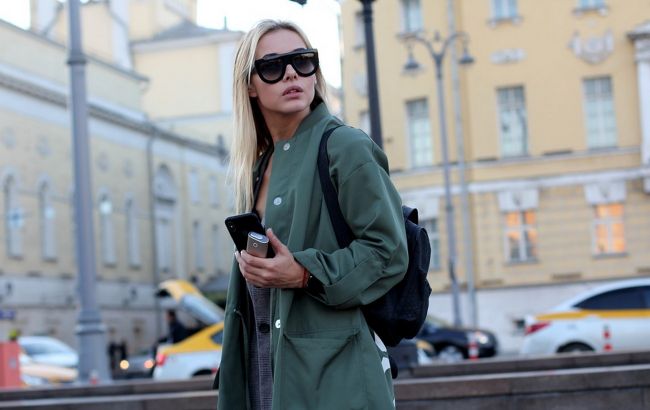 Чтобы служил годы: стилист посоветовала, как выбрать тренч