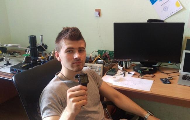 Изобретатель из Винницы создал часы-навигатор для бойцов АТО