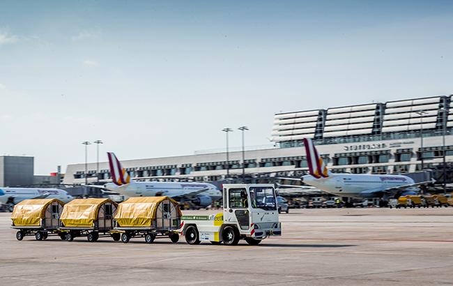 Нидерландский лоукостер отменил десятки авиарейсов из-за забастовки пилотов