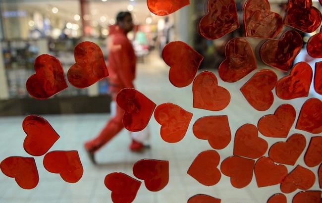 Facebook отмечает День Валентина праздничной кнопкой для влюбленных