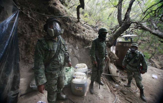 В Колумбии  уничтожили более 100 лабораторий по производству кокаина