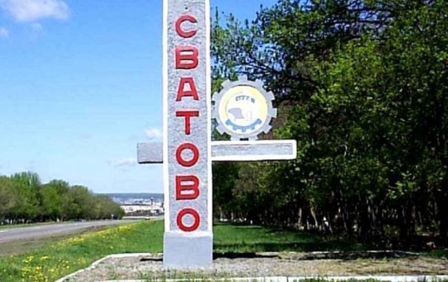 Яценюк поручил выделить помощь семьям погибших и пострадавшим в Сватово