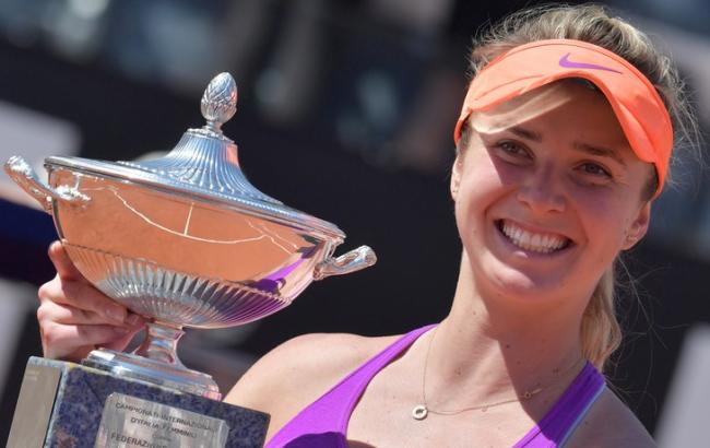 Свитолина завершила сезон победой над первой ракеткой мира
