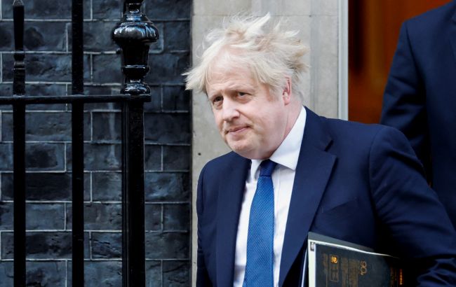 Великобритания вслед за США отказалась от нефти из России