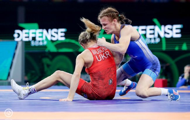 Украинки завоевали еще три медали на Кубке мира по борьбе