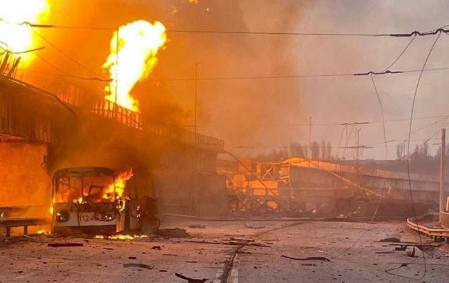 По ДніпроГЕС було два прямих влучання: у "Укргідроенерго" розповіли про наслідки