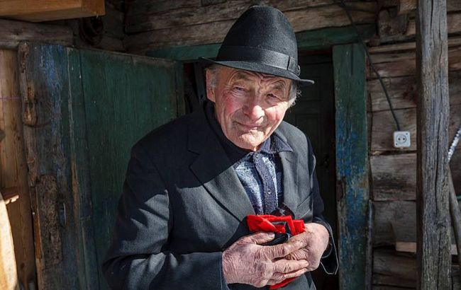 Чверть століття у таборах за Україну: помер Іван Мирон, перший реабілітований дисидент