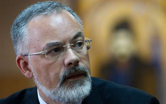 ЕС продлил санкции против Табачника и Клюева, снял с Януковича-младшего