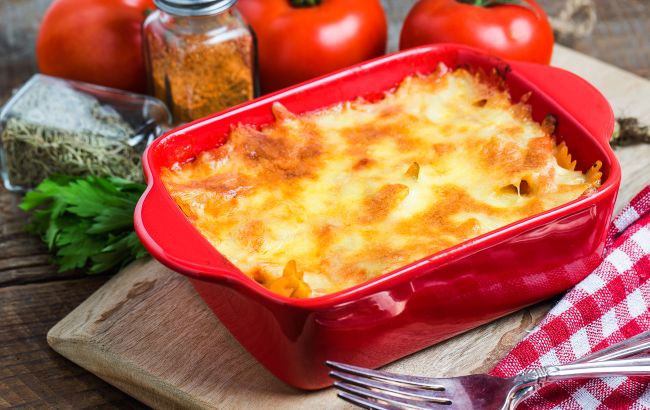 Готовим ленивую лазанью из лаваша с курицей и грибами: понадобится всего 30 минут