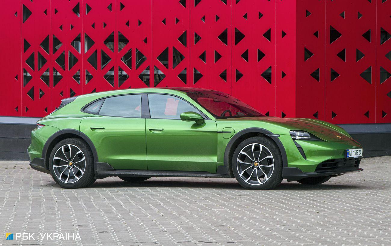 Головне зі світу авто в Україні: Tatra для систем залпового вогню та перша продана електровантажівка