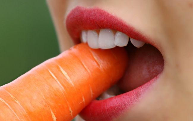 Ученые назвали продукты от которых портятся зубы