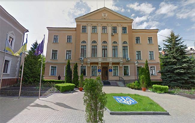 У Тернополі під міськрадою сталися бійки