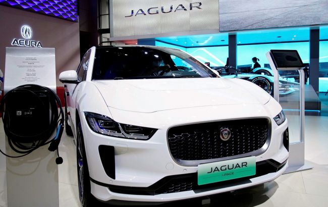 Tesla поможет Jaguar Land Rover избежать штрафов за вредные выбросы