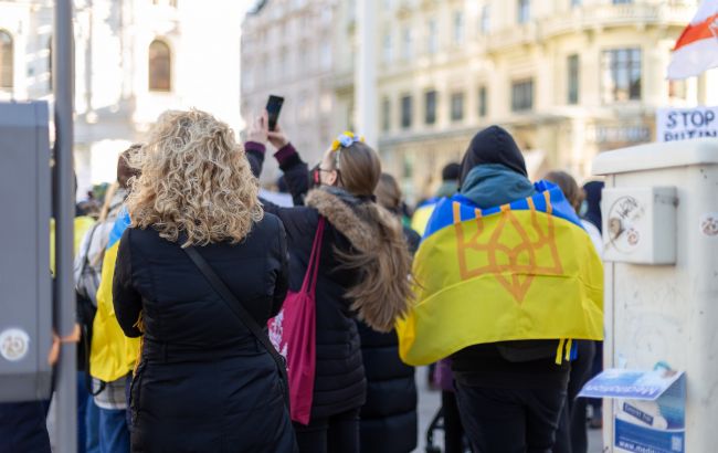 В стране ЕС жители хотят прекратить помощь украинцам: детали