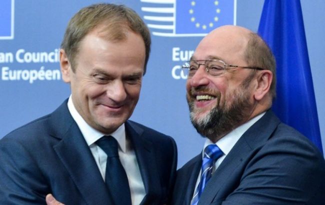 Порошенко, Туск и Шульц договорились активизировать усилия по отмене виз для Украины