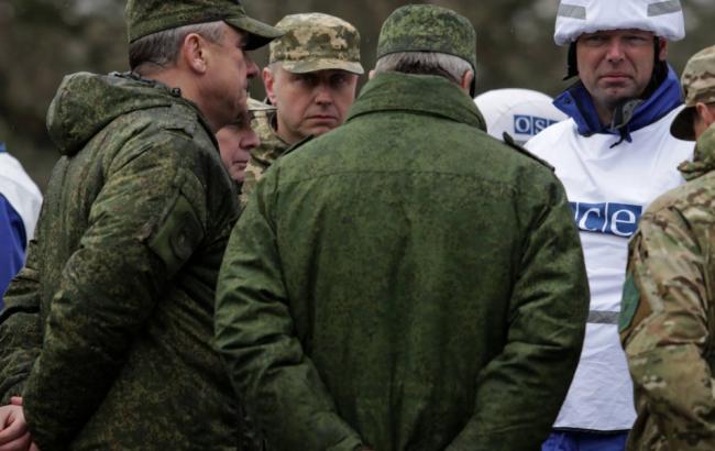 ОБСЕ зафиксировала скопление тяжелой техники на территории ЛНР