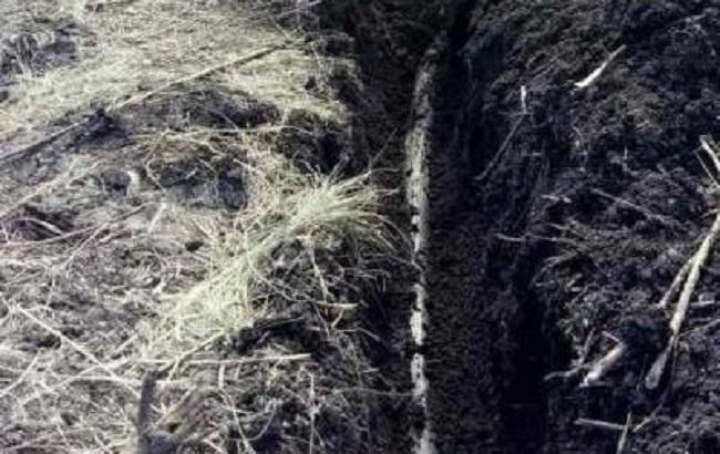 В Луганской области обнаружили подпольный нефтепровод на границе с РФ