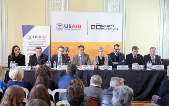 В Харькове открылся бизнес-инкубатор в помощь ученым, - Светличная