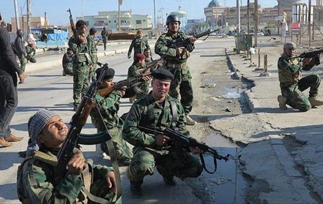 В результате взрывов смертников в Фаллудже погибли более 40 иракских военных