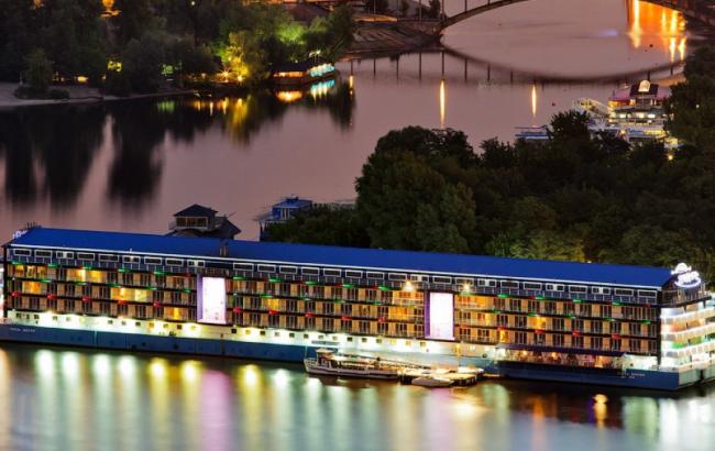 ФГВФЛ продает отель банка "Форум" за 36 млн гривен