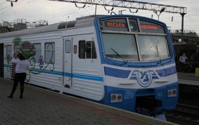 Київська міська електричка до 8 квітня буде ходити за розкладом вихідного дня