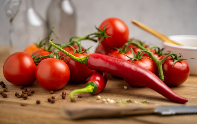 Вот что случится с вами, если съедать ежедневно по два помидора