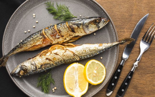 Скумбрія буде сухою, якщо зробити так: головна помилка при запіканні