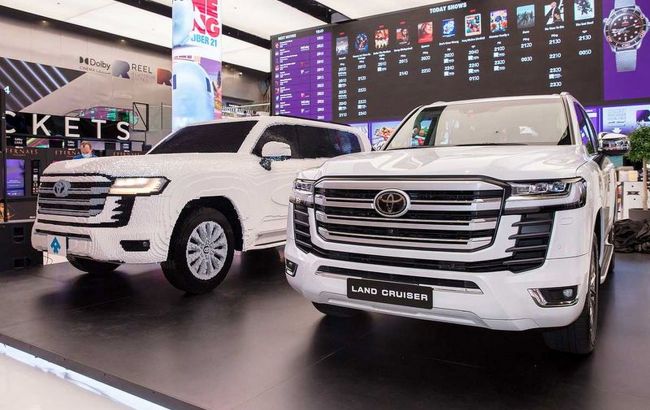 Почти 500 тысяч деталей: создан внедорожник Toyota Land Cruiser 300 из Lego в натуральную величину