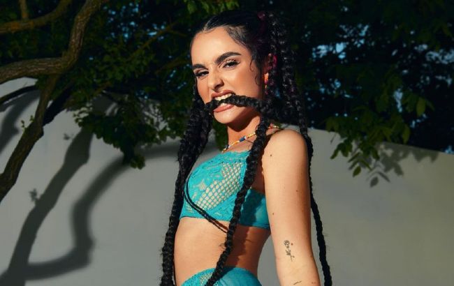 Анна Трінчер влаштувала скандал у київському тролейбусі (відео)