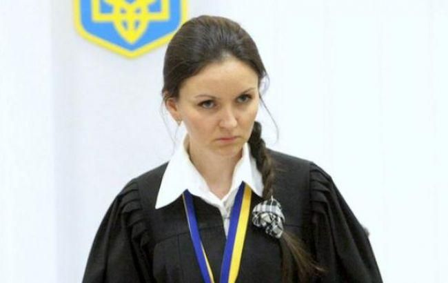 Скандальная экс-судья Царевич купила авто за более 400 тыс. гривен перед увольнением