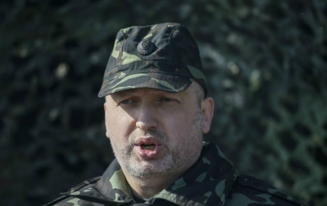 Турчинов констатировал отсутствие прогресса в военно-техническом сотрудничестве с Западом