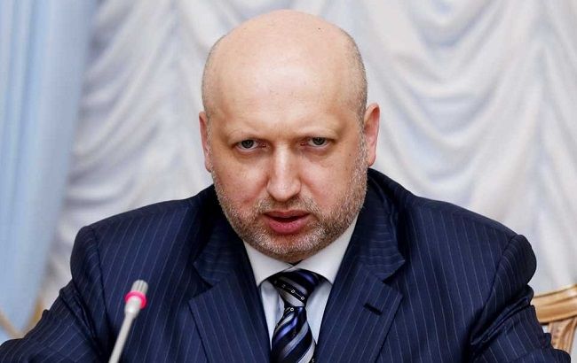 Турчинов: Агрессора нужно не умиротворять, а останавливать