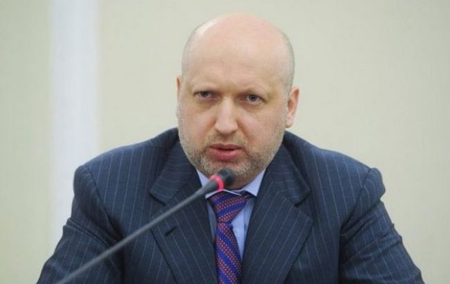 Турчинов: силы АТО вернут технику на позиции в случае системных нарушений перемирия