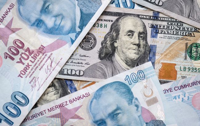 Турецкая лира рухнула после увольнения Эрдоганом главы центробанка