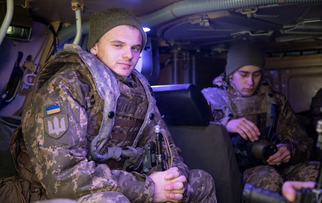 ЗСУ стримують на фронті росіян: які напрямки під шквальним вогнем сьогодні