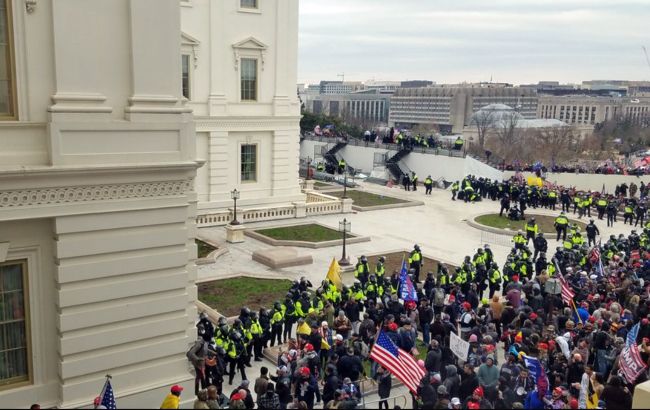 Конгресс может продолжить подсчет голосов в безопасном месте, - NBC