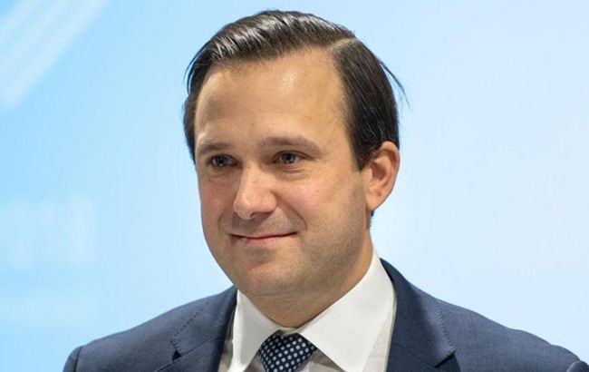 Советник Белого дома даст показания по делу об импичменте Трампа