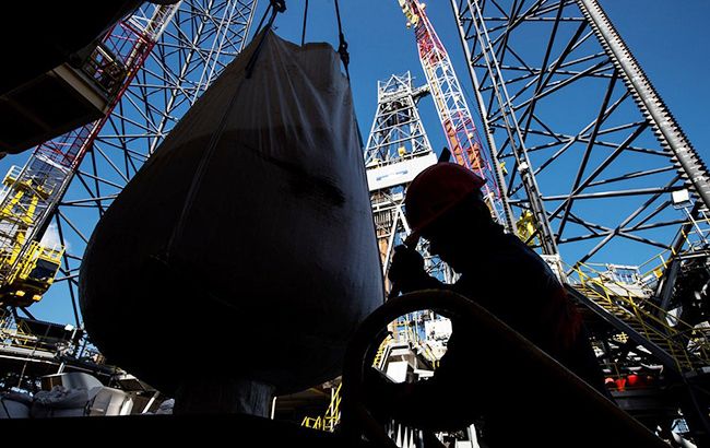 Спецразрешения Госгеонедр разделили Злочевский, Ахметов и "Укргаздобыча"