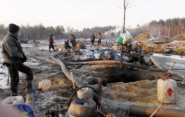 Рада поддержала криминализацию незаконной добычи янтаря