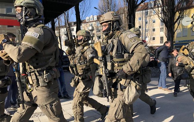 В результате стрельбы в Мюнхене погибли два человека